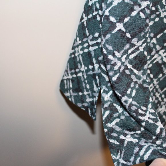 🍂 NWT Cleo Mock Neck Sleeveless Top | Size L - Picture 6 of 8